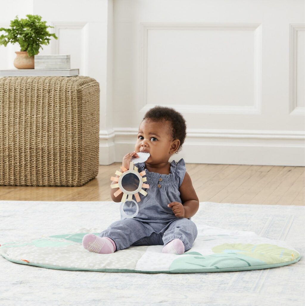 Garden Oasis babygym från SkipHop