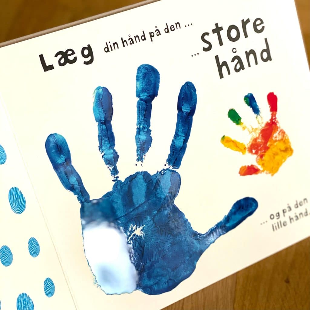 Titta, röra och känna - en sensorisk bok - Mais  Co.