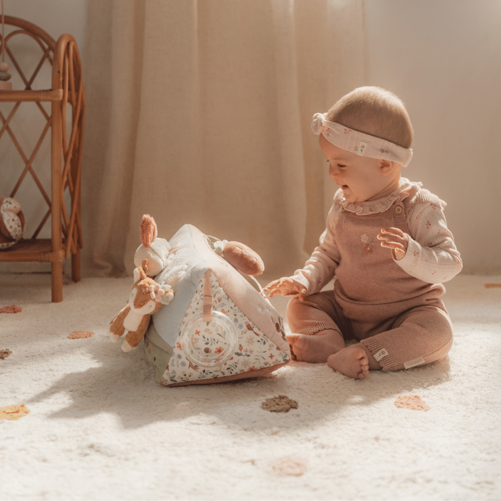Lilla Holländska - Aktivitetstriangel - Fairy Garden LD9023
