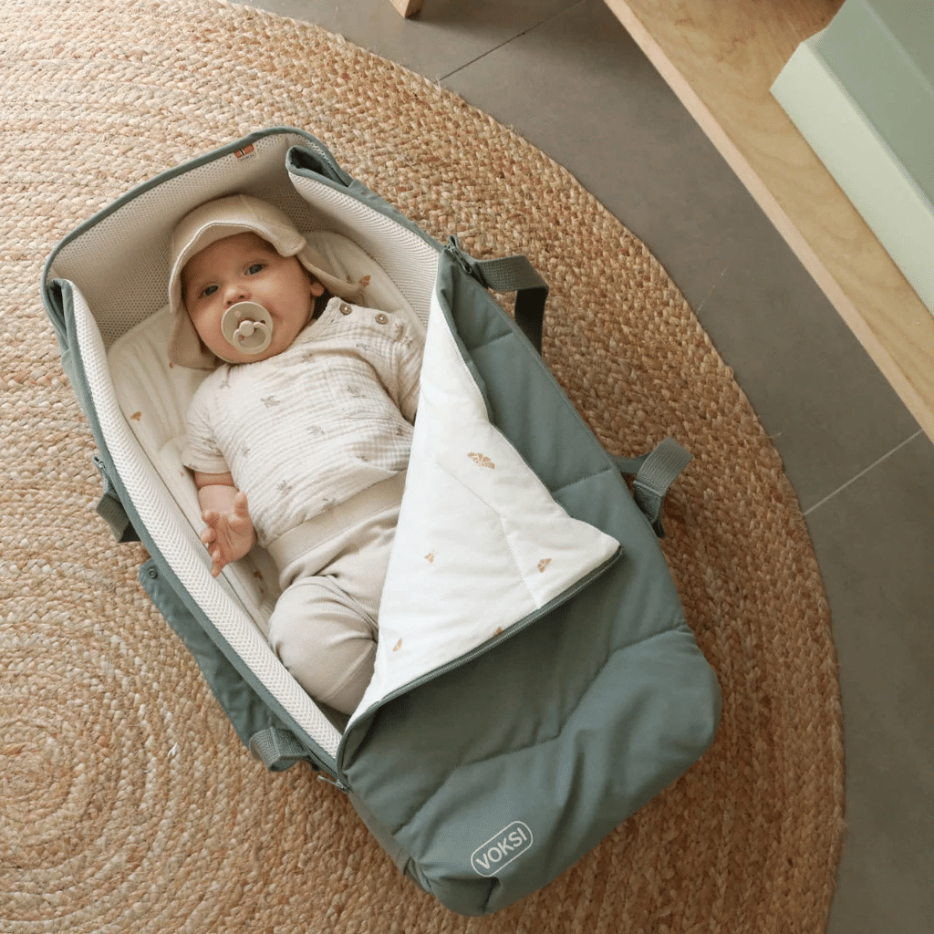 Hyr Voksi Carry Me Babylift 11036251-MeadowGr-Cream