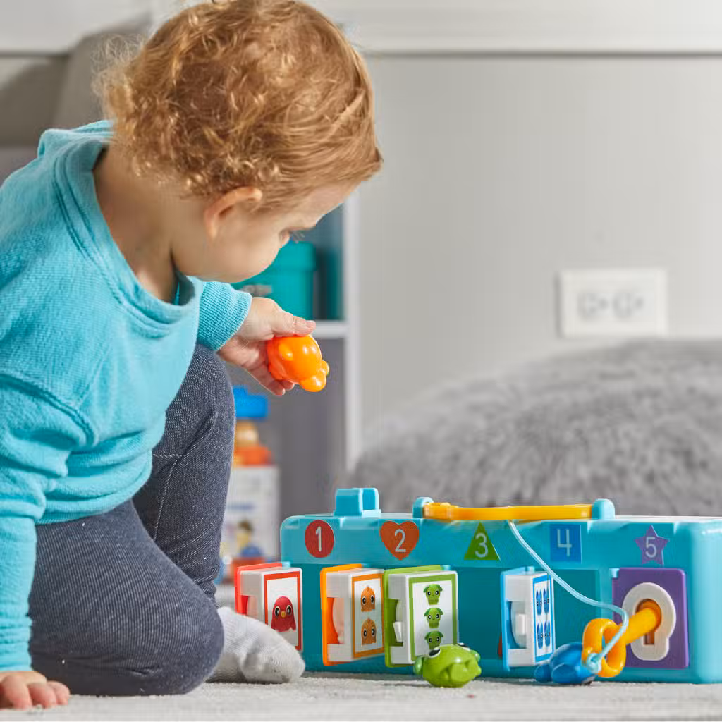 learning resources LER9807 Lock & Key Clubhouse