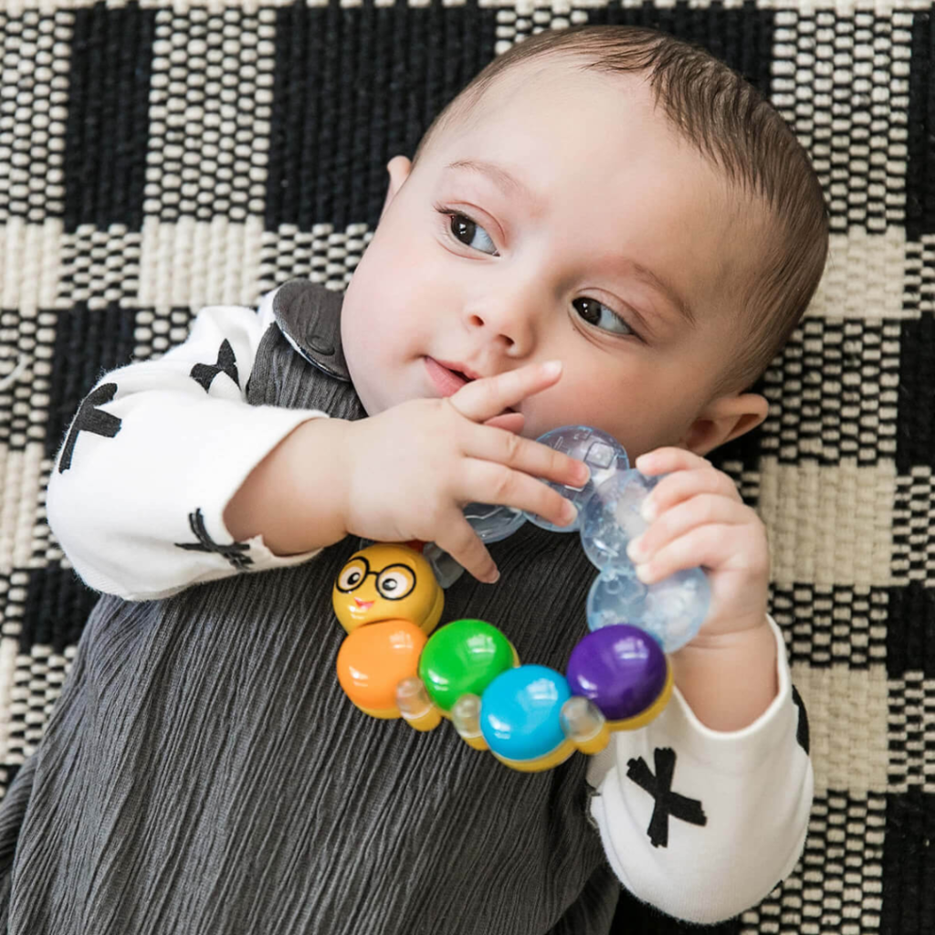 Baby Einstein Vattenbitare, Larv