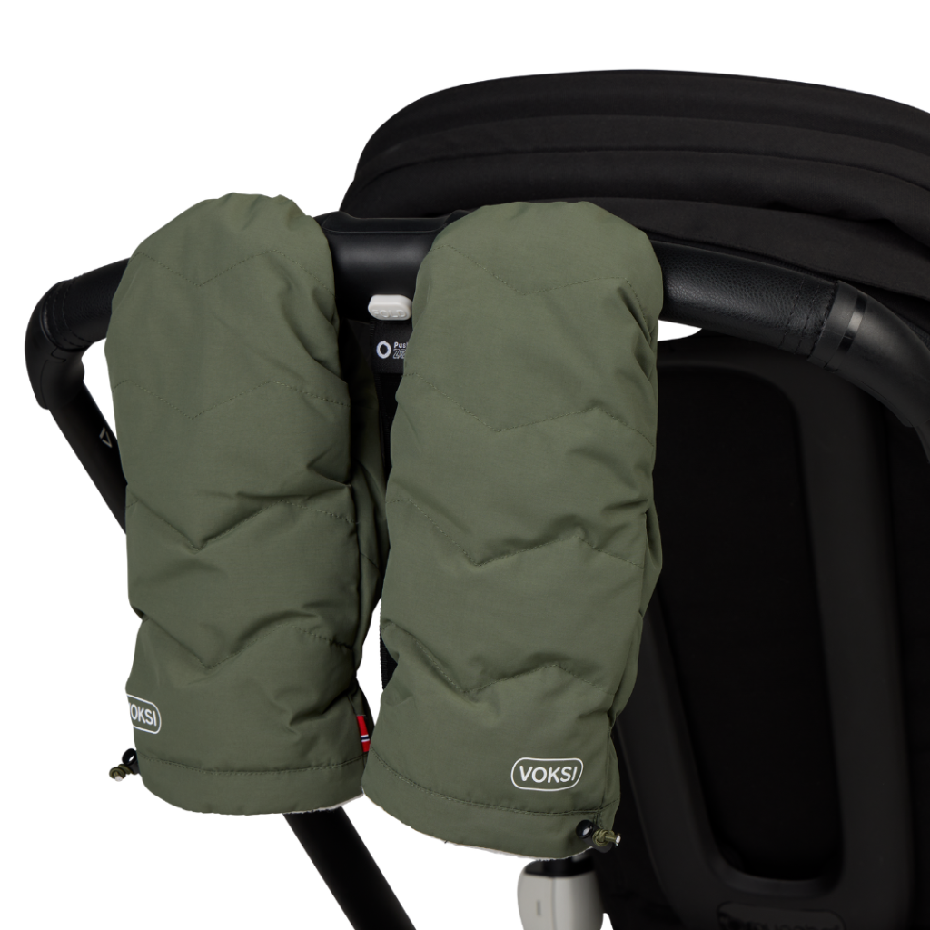 Voksi Stroller Mittens 2026 barnvagnsvantar, timjangrön