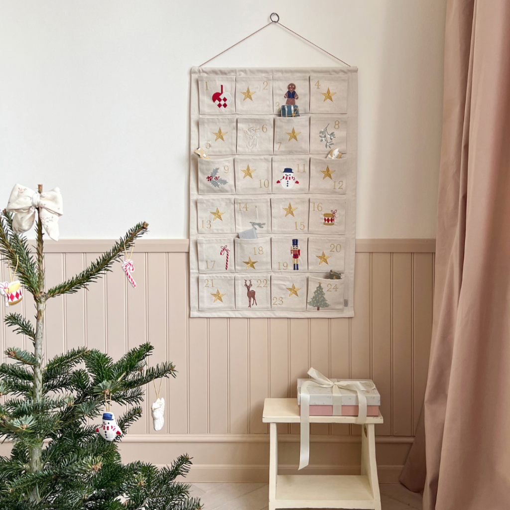 Cam Cam Copenhagen Adventskalender med 24 julklappar
