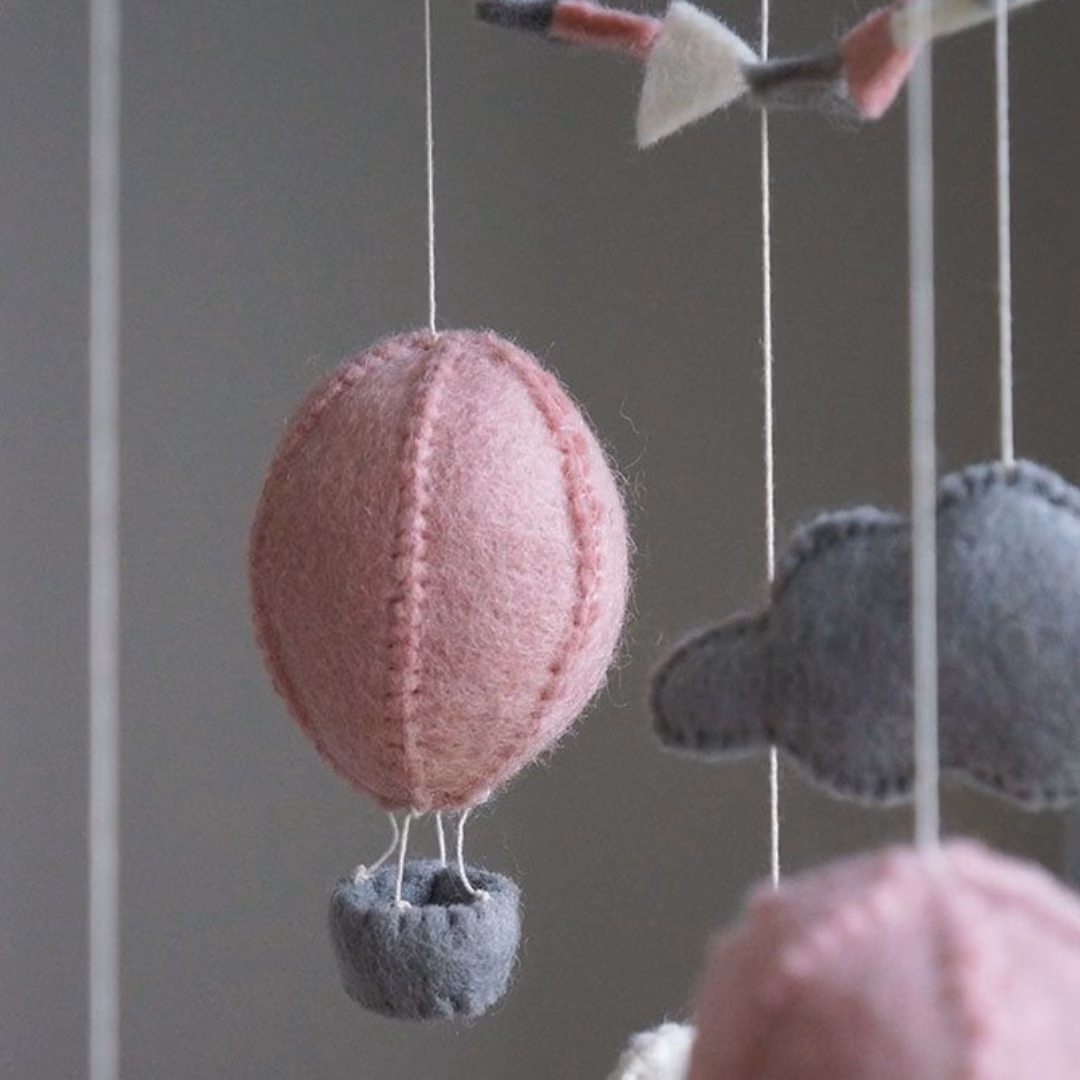 gamcha Uro, Luftballon Vimpler, Lyserød