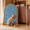 Hemmingsen Kids magnettavla i ek med magneter från Vilac