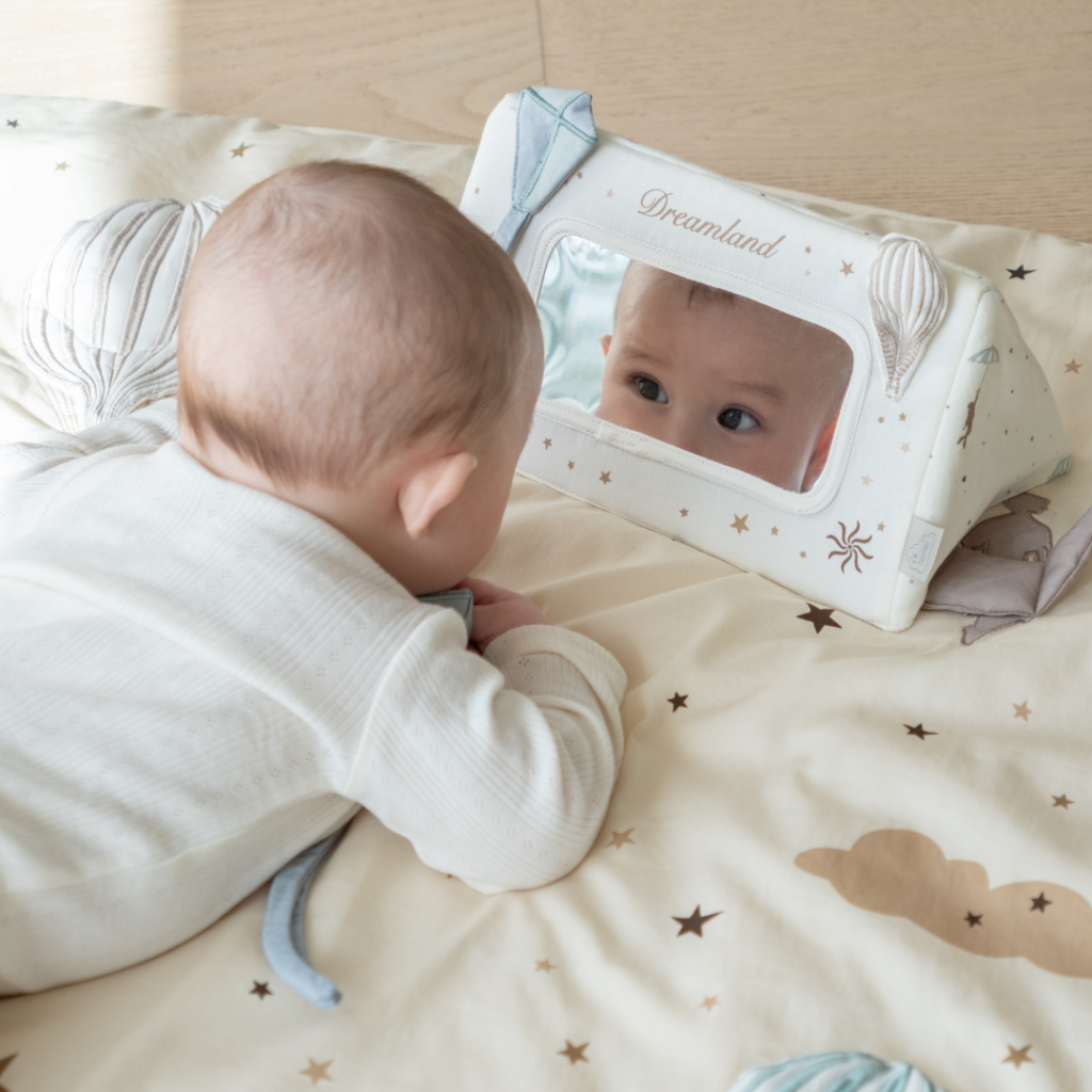 Cam Cam Copenhagen Tummy Time Mirror dreamland