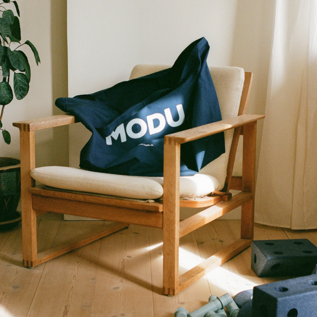 MODU Resväska 55 cm Sky Blue